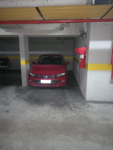 Cochera En Venta San Isidro