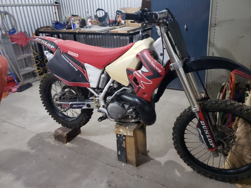 Imagen 5 de 11 de Honda Cr 250