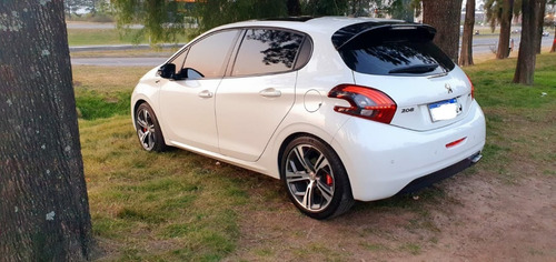Peugeot 208 Gt
