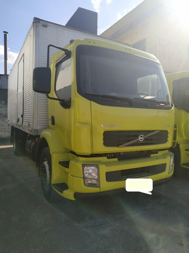 Volvo Vm 210 2011 Toco 4x2 Baú 7 Metros
