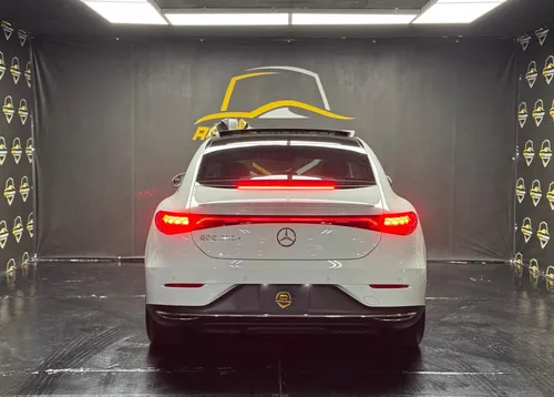 Unico Mercedes-benz Clase Eqe 0.0 350+