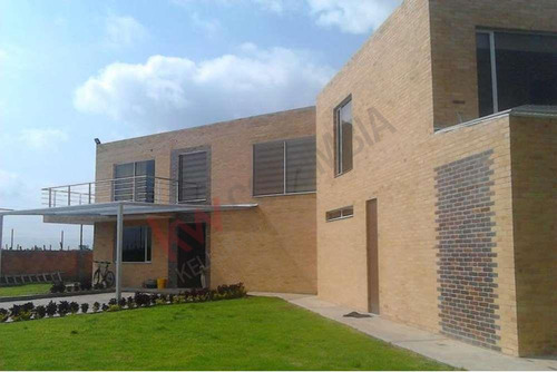 Venta Casa Campestre Vereda Las Parcelas Cota Cundinamarca-6261