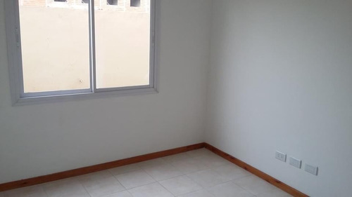 Venta Departamento 1 Dormitorio Moreno Con Cochera