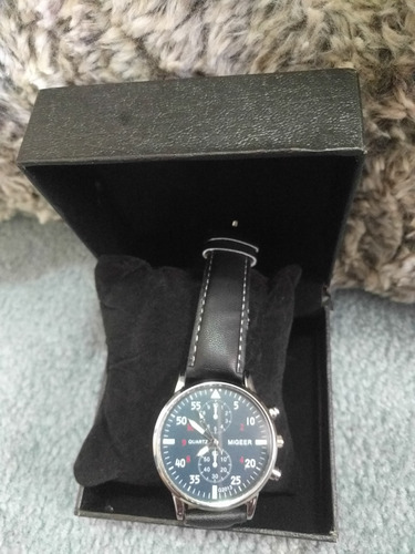 Reloj De Cuero Para Caballeros / Hombre