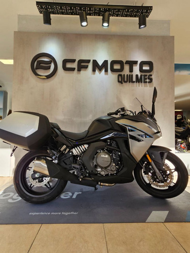 Cf Moto 650 Gt - Bbva - Santander - Ninja - 3/6 Tc