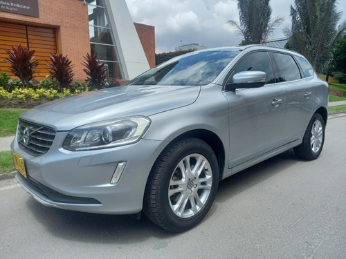 Volvo XC60 2.5 T5 Awd Summum