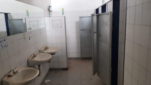 Imagen 7 de 9 de Deposito Valparaiso 3500 M2 Oficina, Playa D Maniobra