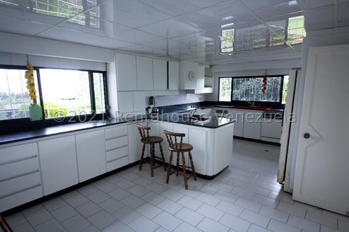 Bellos Jardines Y Areas Sociales Casa En Venta En La Lagunita Country Club Yf