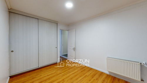 Casa En Venta De 4 Dormitorios 2 Baños 2 Estacionamientos