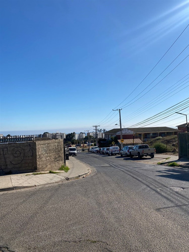 Oportunidad En Concón: Terreno Con Cabañas Funcionando