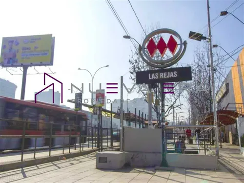 Arriendo Dpto 1d Con Balcón En Las Rejas (89286)