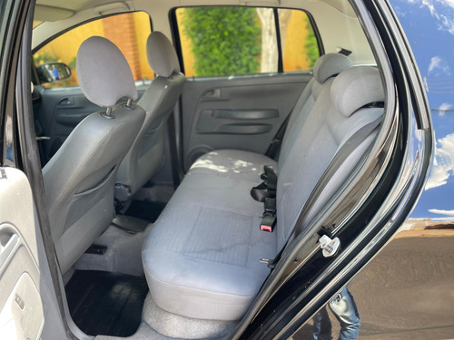 Volkswagen Fox 1.6 MI PLUS 8V FLEX 4P MANUAL