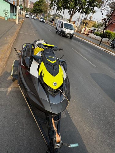 Jetski Sea-doo 230 Gtr - 2021