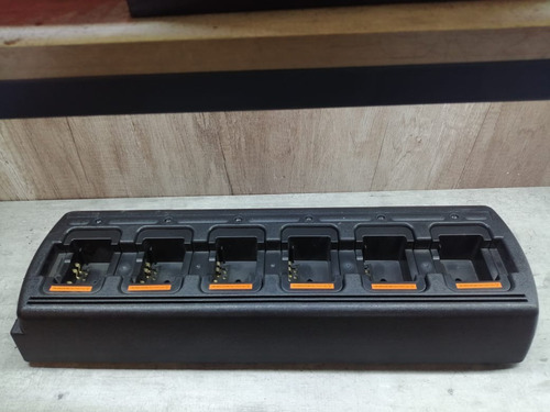 6 Radios I-com Modelo Ic-f1000 Y Base Cargador