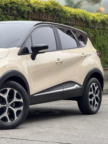 Renault Captur 2.0 Intens Automática