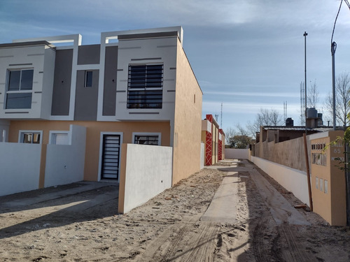 Imagen 16 de 18 de Venta Duplex A Estrenar Calle 85 Nº 733 Mar Del Tuyu