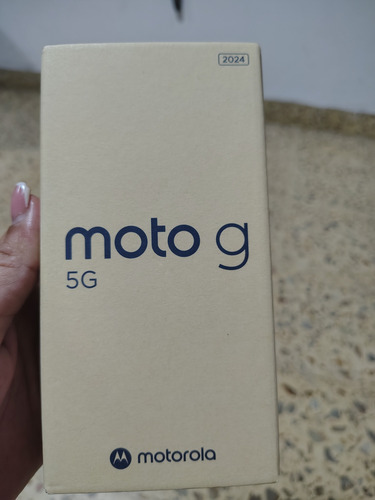 Celular Motorola Moto G 5 2024 4+128 Gb Único En El Mercado Verde