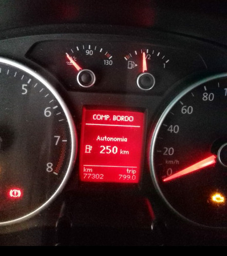 Voyage 2014/2015 Completo 1.0 Muito Econômico
