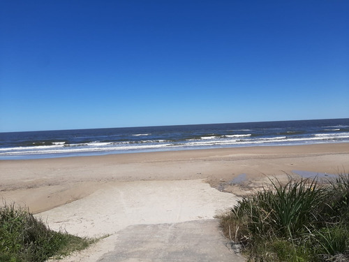 Imagen 5 de 16 de San Luis, Bajada Al Mar, Ideal Familias 5 Personas Máximo !