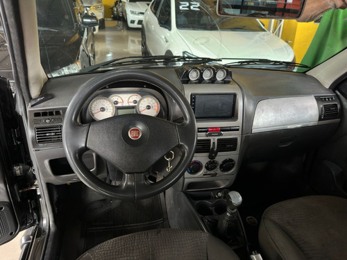 Fiat Strada 1.8 MPI ADVENTURE LOCKER CD 8V FLEX 2P MANUAL