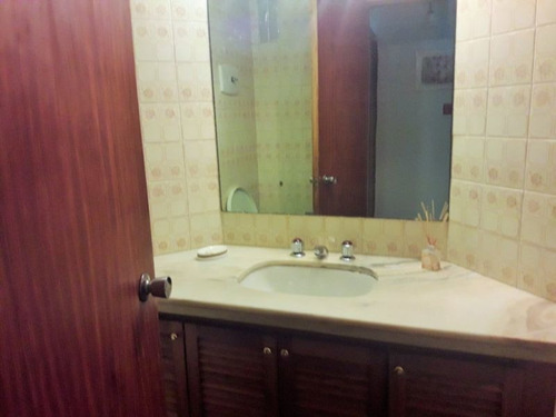 Venta De Apartamento 3 Dormitorios En Roosevelt