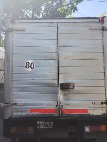Camion Mercedes-benz 710, Año 1995, Con Caja Y Equipo/frio.