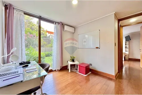 Doble Jardin De Buen Tamaño Privado, Las Condes