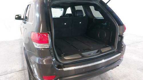 Jeep Grand Cherokee 5.7 LIMITED LUJO HEMI V8 MDS