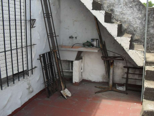 Imagen 9 de 12 de Departamento Tipo Casa En Venta En Lanus Este