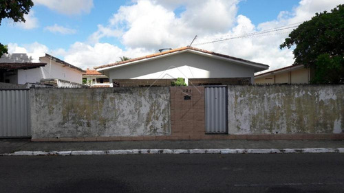 Imagem 2 de 10 de Casas - Ref: V716