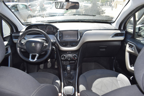 Peugeot 2008 1.6 Allure