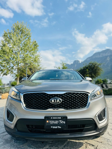 Kia Sorento 2.4 Lx At