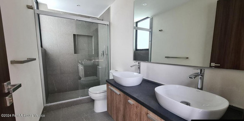 Departamento En Renta En Bosque Real, Huixquilucan Jl 24-4302.