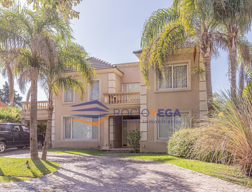 Imagen 4 de 30 de Casa En Venta En Club De Campo San Patricio
