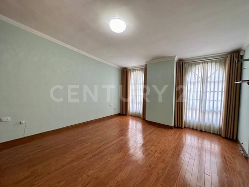 Casa En Venta Col. Abraham Gonzalez, Chihuahua