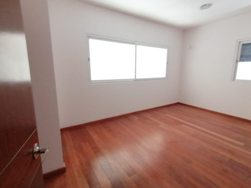 Bodega En Renta En Querétaro Avenida Principal Por Boulevard Bernardo Quintana Con Transformador