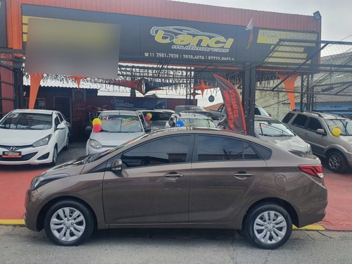 Imagem 4 de 10 de Hyundai Hb20s 2019 1.0 Comfort Plus Flex 4p