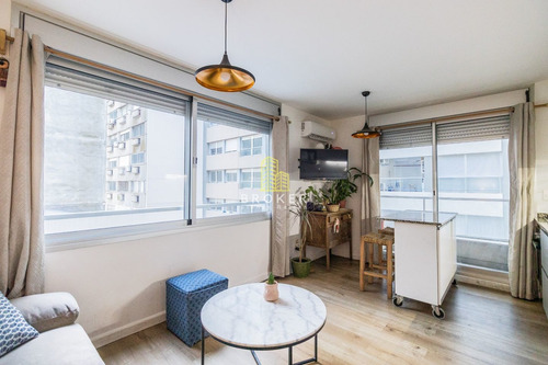 Imagen 1 de 10 de Venta De Apartamento En Cordón, Montevideo. (ref: Bkb-1277)