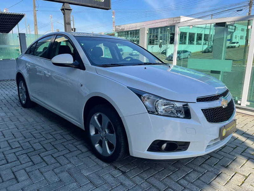 Imagem 2 de 15 de Chevrolet Cruze 1.8 Lt 16v Flex 4p Automático 2014