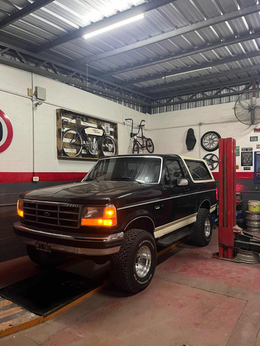 Ford Bronco Bronco