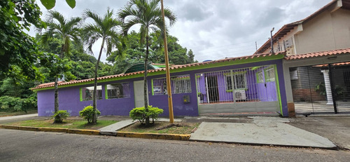 Alquiler De Casa Para Unidad Educativa En La 4 Av. De Prebo