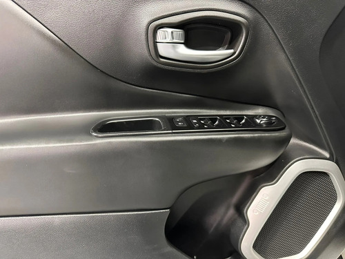 Jeep Renegade 1.8 16V FLEX LONGITUDE 4P AUTOMÁTICO