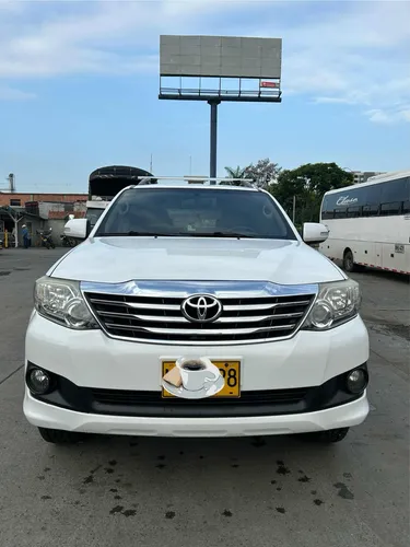 Toyota Fortuner 2.7l 4x2