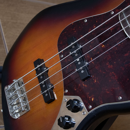 Bajo Squier Jazzbass Classicvibe.neckplate Y Decal Fender Diestro Marrón Oscuro Laqueado 4 (Usado)