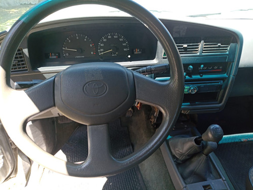 Toyota Hilux Sr5 4x4 D/c (1999) V. Full