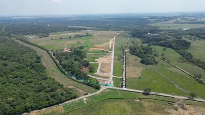 Lote y casalote en venta