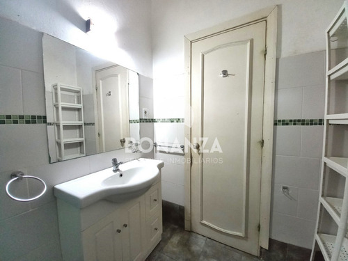 Imagen 4 de 30 de Casa En Venta En Piriápolis Barrio Residencial Country 3 Dormitorios Parrillero Parque Buen Terreno De 594 M²