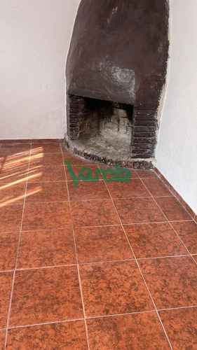 Alquiler Casa De 2 Dormitorios En Lomas De Solymar Sur