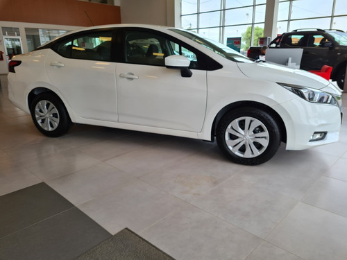 Nissan Versa Sense Cvt 0km Financiado