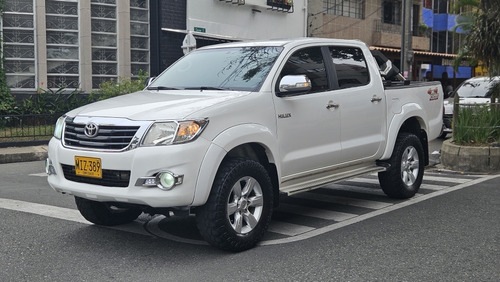 Toyota Hilux 2.7 Imv 4x4